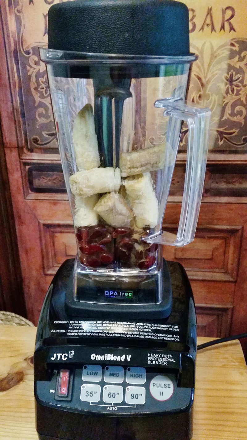 liquidificador com bananas